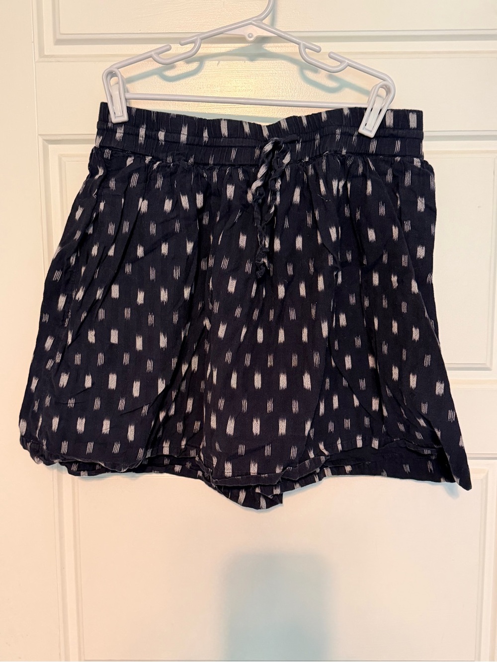 Madewell Women's Navy Patterned Drawstring skirt